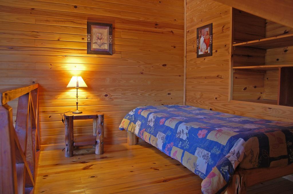 Hosteria Pichi Rincon Villa La Angostura Habitación foto